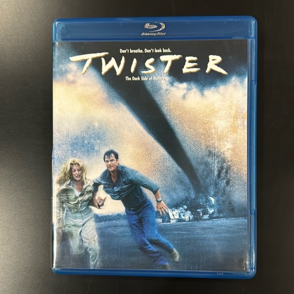 Twister - Blu-ray - Picture 1 of 5